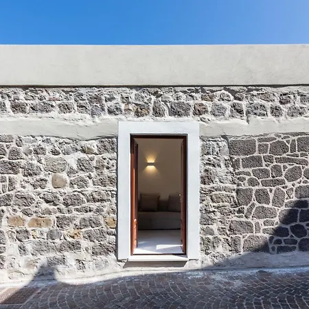 Casa Fenicia Nell'antico Cortile In Centro Storico A Appartamento SantʼAntìoco