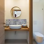דירה Casa Fenicia Nell'antico Cortile In Centro Storico A