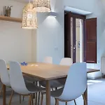 דירה Casa Fenicia Nell'antico Cortile In Centro Storico A *
